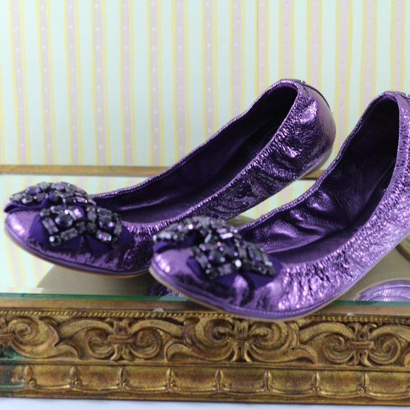 Tory Burch Azalea Flats in Metallic Purple Leather - Picture 3 of 12